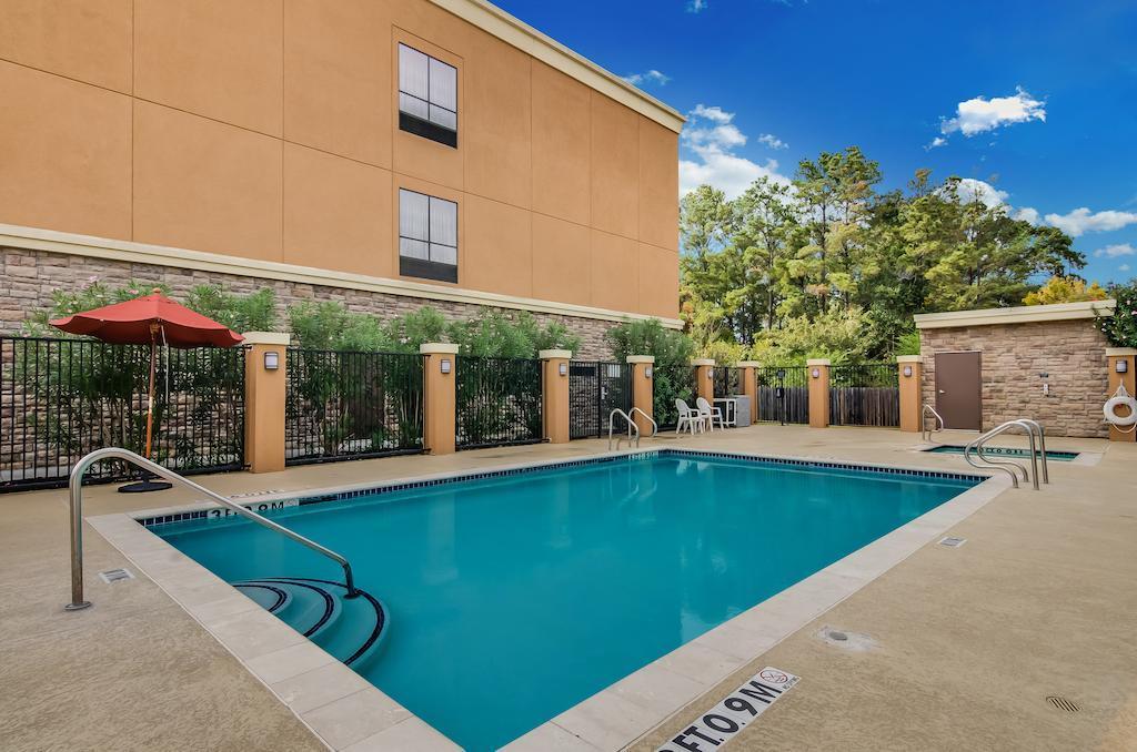 Comfort Suites Old Town Spring Exterior photo